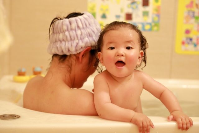赤ちゃん1歳お風呂入れ方